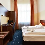 Hotell Europa 3*